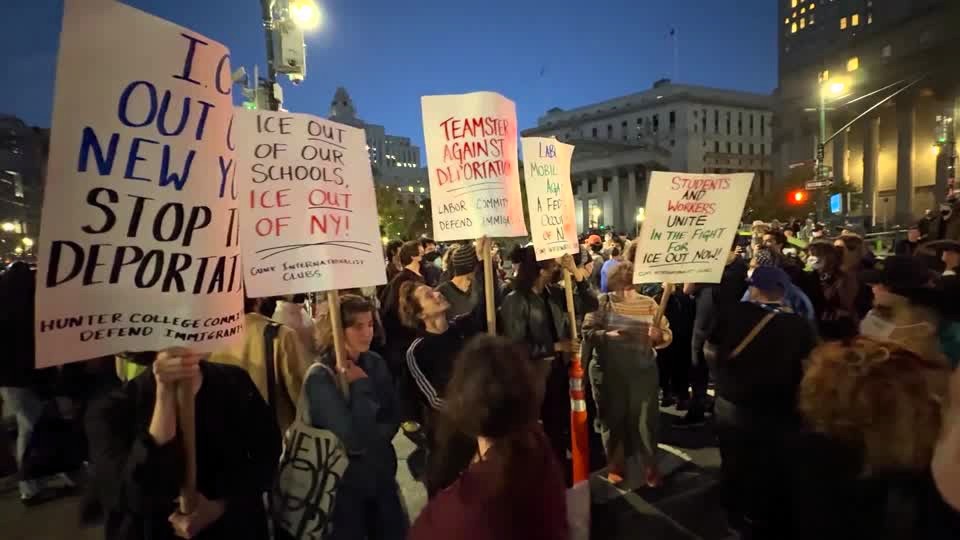 Redadas de ICE en Nueva York provocan protestas en Chinatown