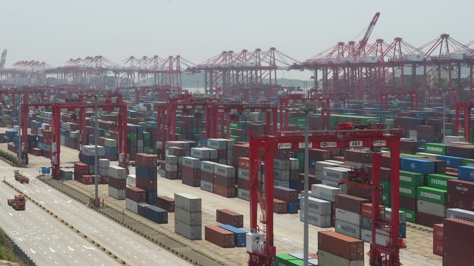 La economía china crece 4.8% en el tercer trimestre