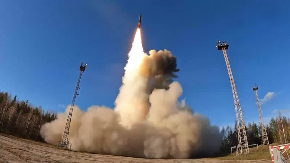 Rusia realiza maniobras con toda su tríada nuclear