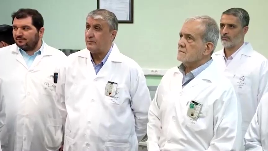 Irán promete fortalecer su programa nuclear