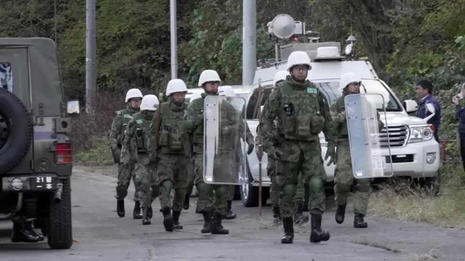 Japón despliega tropas para frenar ataques de osos