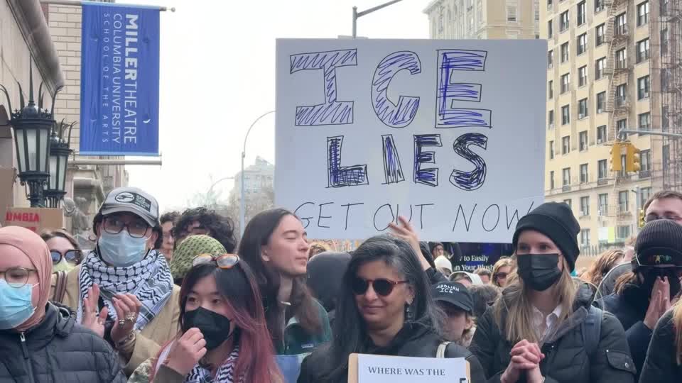 DHS detiene a estudiante en Columbia