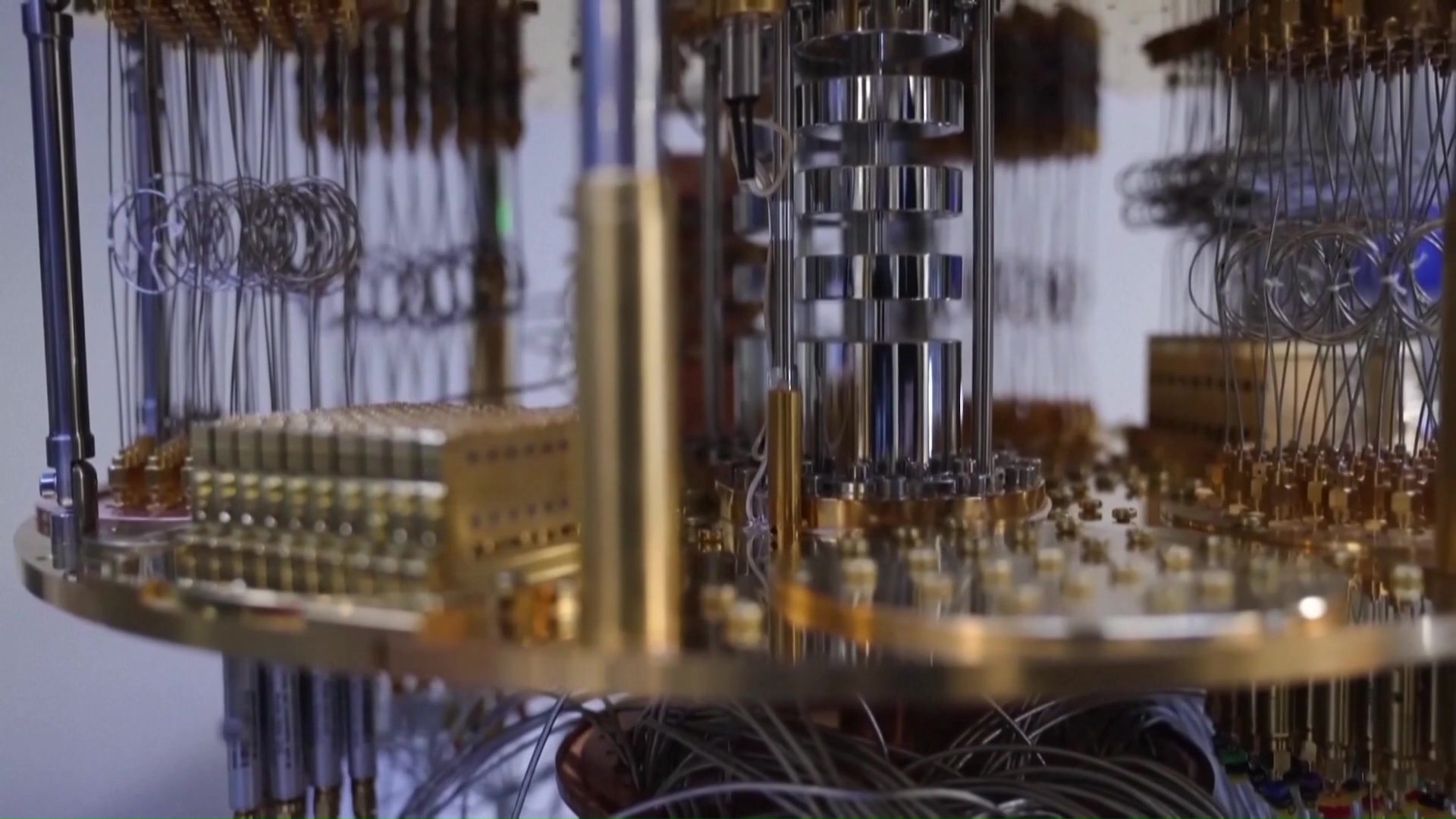 Empresas chinas reportan auge de nuevos pedidos