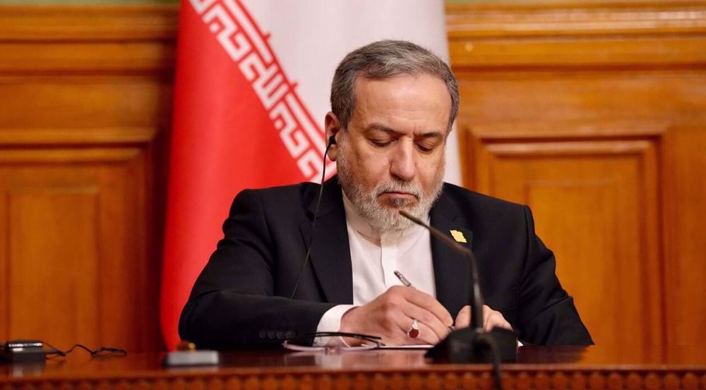 Irán evalúa tarifas en rutas marítimas clave