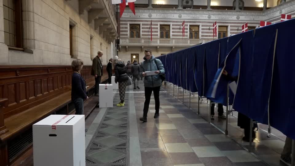 Dinamarca vota en elecciones muy observadas