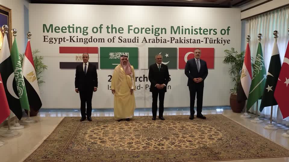 Pakistán acoge conversaciones para desescalar