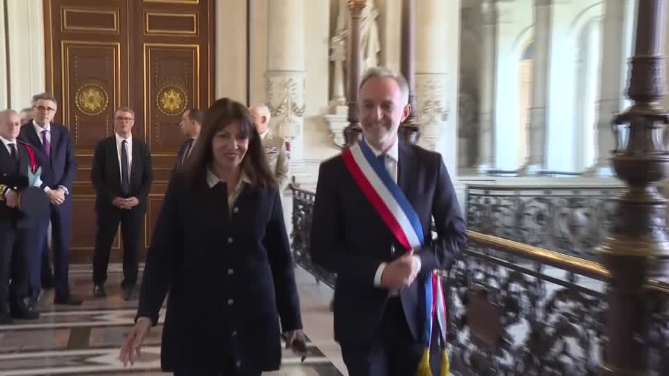 París nombra nuevo alcalde a Grégoire
