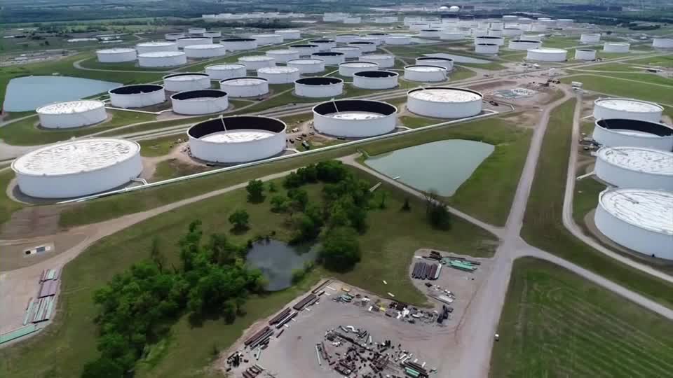 EE. UU. liberará reservas de petróleo por la guerra