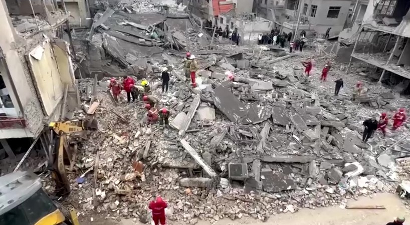 Irán dice que 16,000 resultaron heridos en ataques