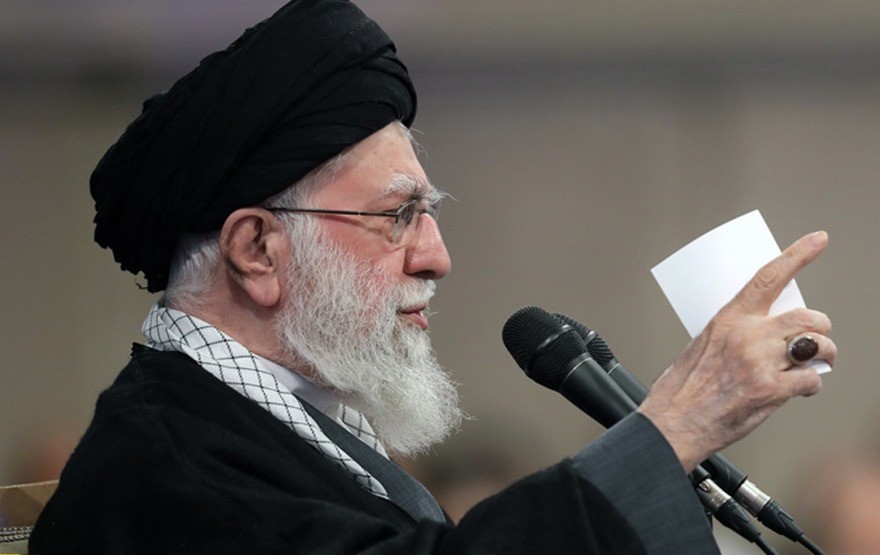 TV estatal iraní informa muerte de Jamenei