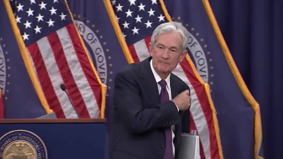 La Fed mantiene tasas en medio de divisiones