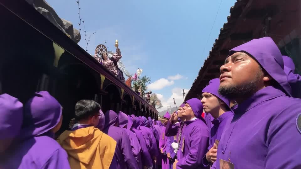 Guatemala celebra tradiciones de Semana Santa