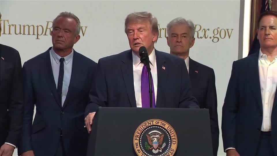 Trump retrasa ataque previsto contra Irán