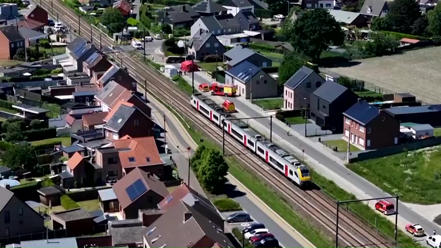 Choque ferroviario deja cuatro muertos