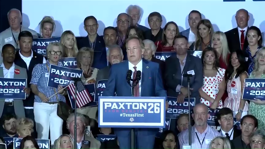 Paxton derrota a Cornyn en primaria