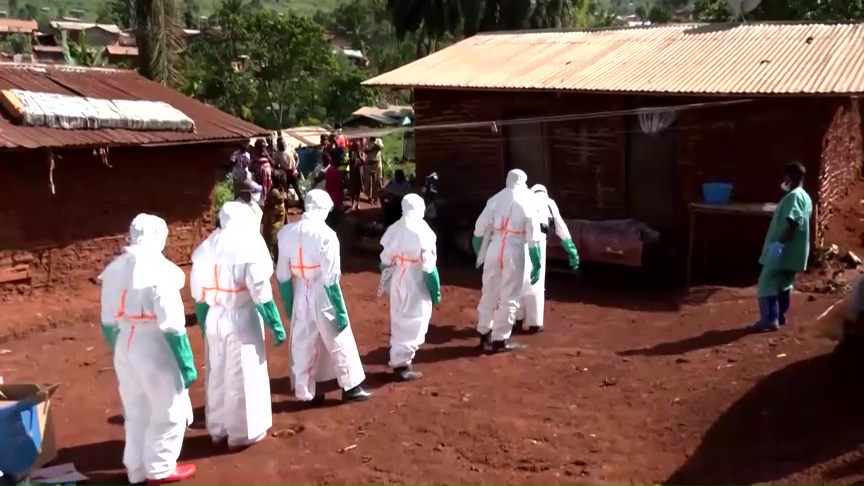Brote de ébola presiona sistema en Congo