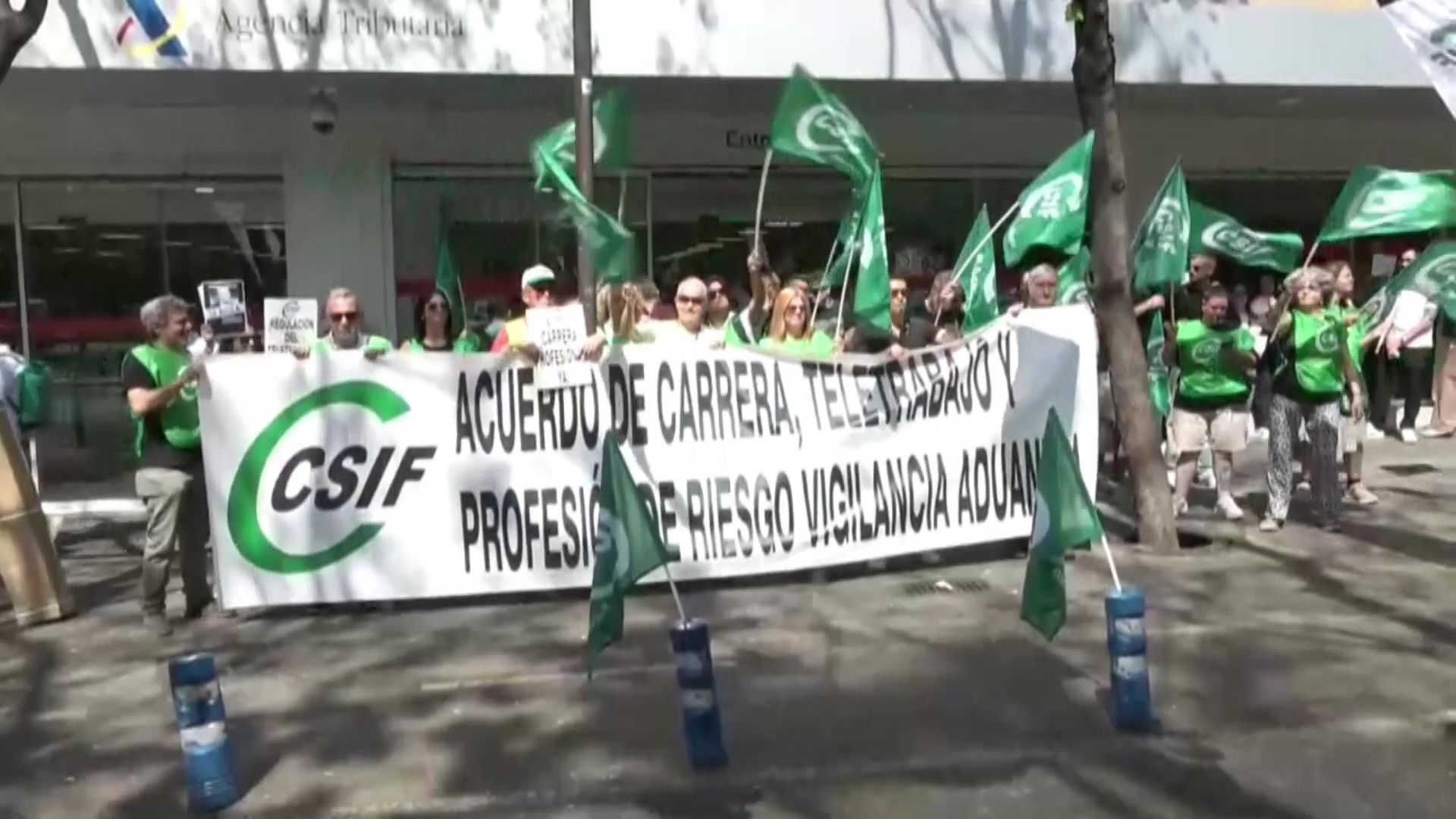 Empleados fiscales protestan en Barcelona