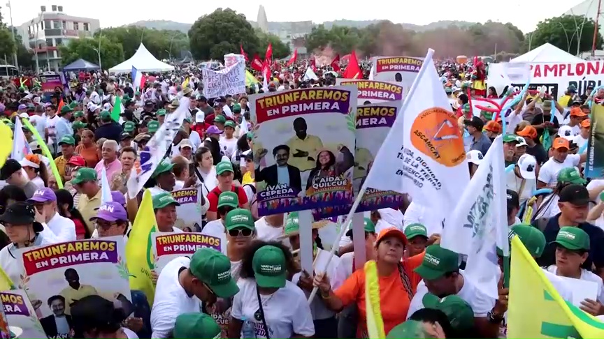 Rivales en Colombia intensifican sus campañas