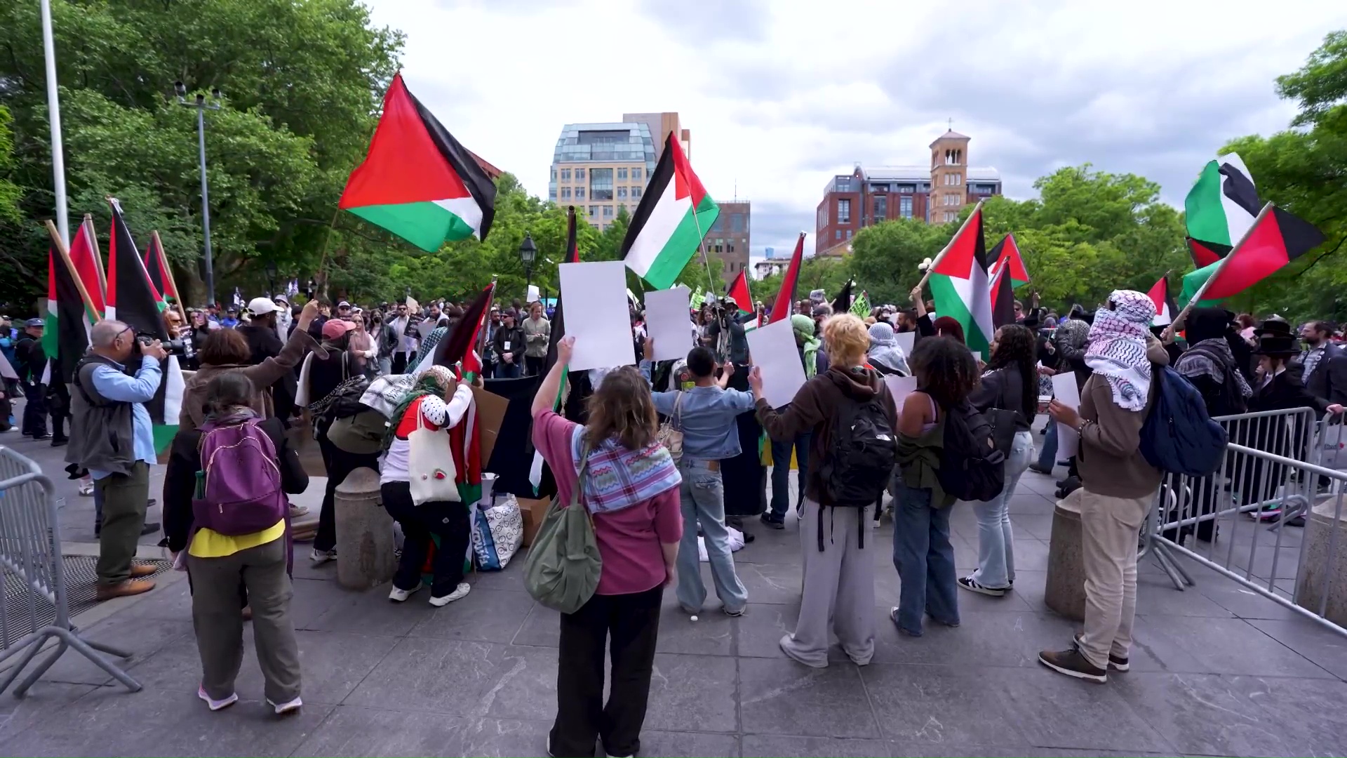 Miles marchan en Nueva York por el Día de la Nakba