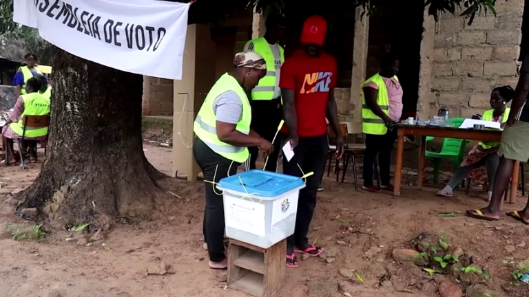 Guinea-Bissau vota sobre la expansión de poderes presidenciales