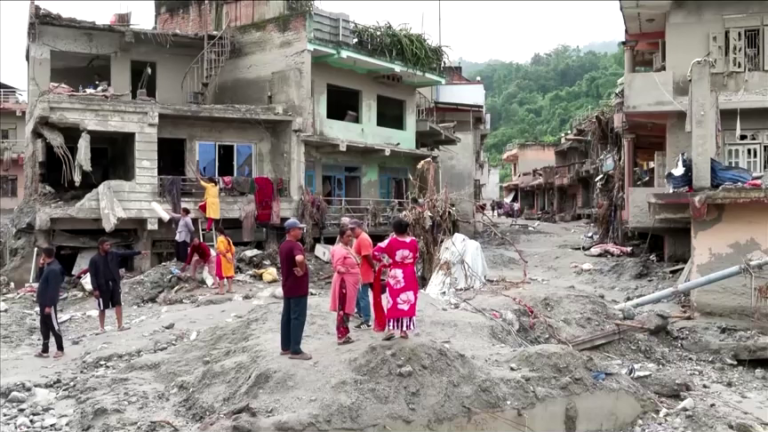 Nuwakot, Nepal: Regreso a hogares devastados por inundaciones