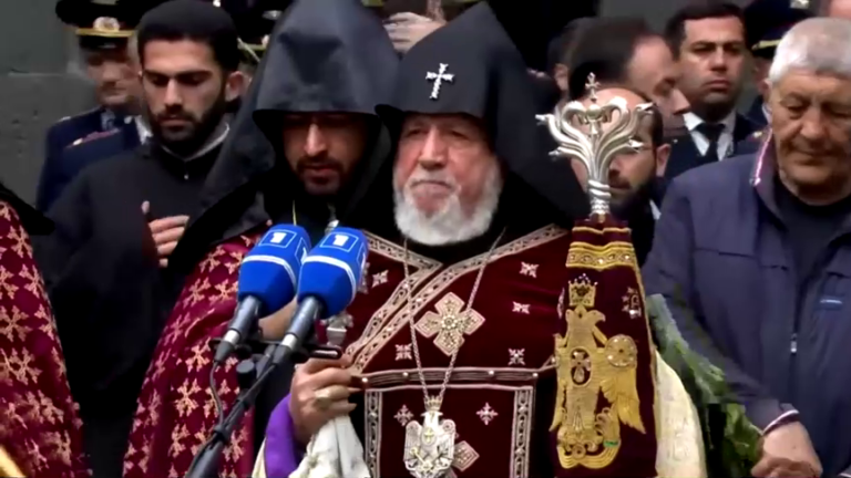 El Catholicos Karekin II de Armenia enfrenta juicio