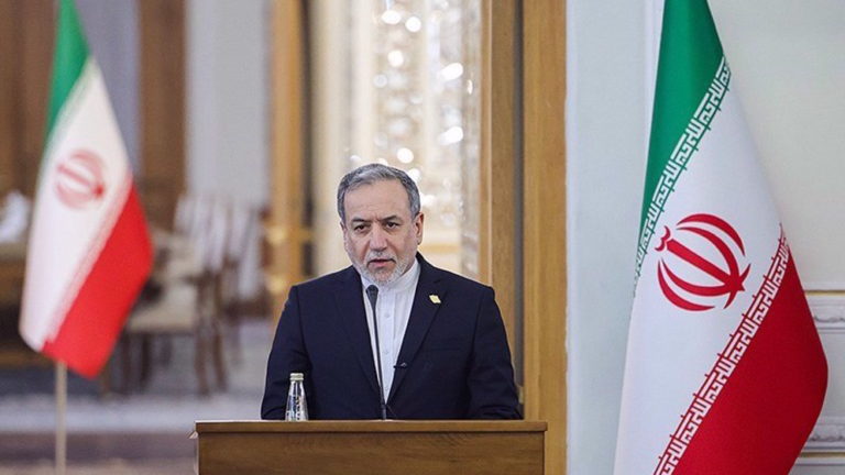 Araghchi dice que Irán espera la respuesta de EE. UU. a su propuesta