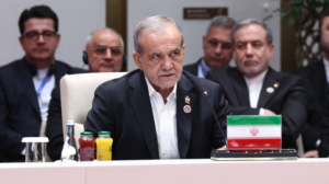 Pezeshkian acusa a EE. UU. de incumplir acuerdo en cumbre de la OCS
