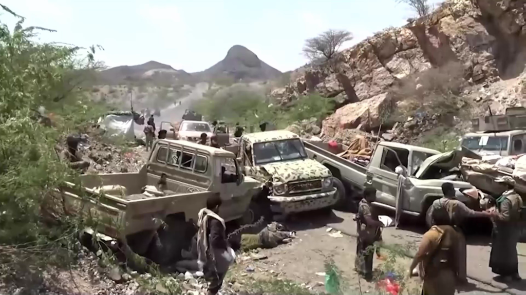 TV Houthi emite ataques contra fuerzas en Yemen