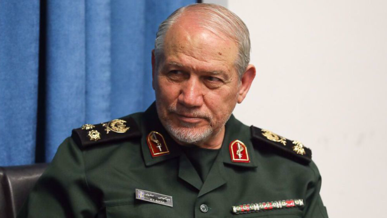 Mayor general Safavi advierte contra una invasión extranjera