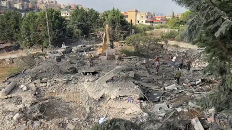 Ataques israelíes matan a 11, incluidos bebés, en Líbano
