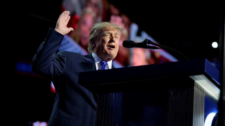 Trump ofrece un «dividendo Trump» de 5.000 dólares
