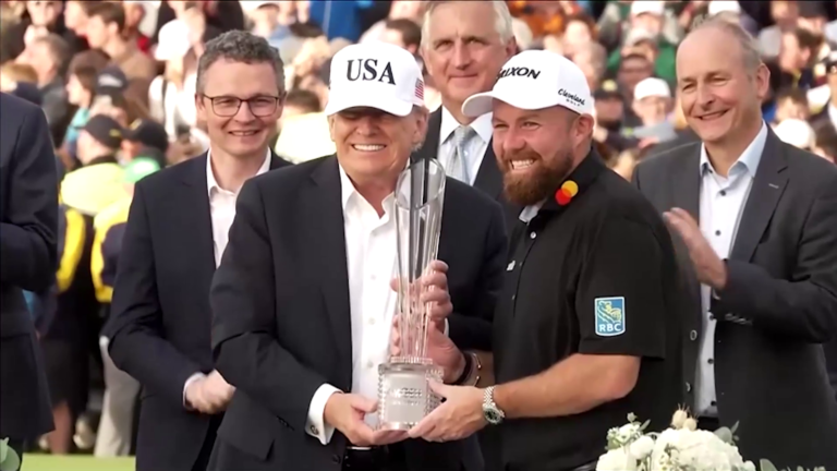 Lowry gana Abierto de Irlanda, Trump entrega trofeo