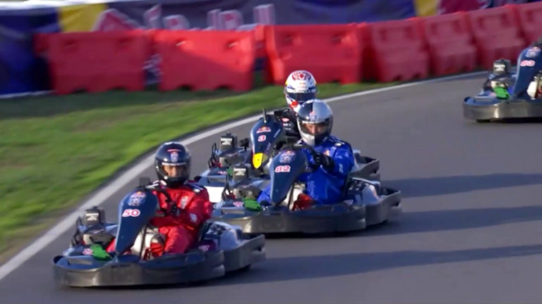Verstappen adelantó a 100 kartistas en 35 minutos en Silverstone