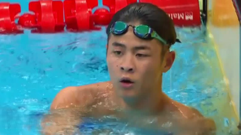 Nadador juvenil japonés deslumbra en Juegos Asiáticos