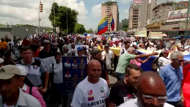 Trabajadores venezolanos exigen elecciones y liberaciones