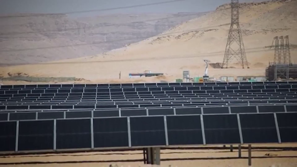 Egipto impulsa su futuro solar con tecnología china